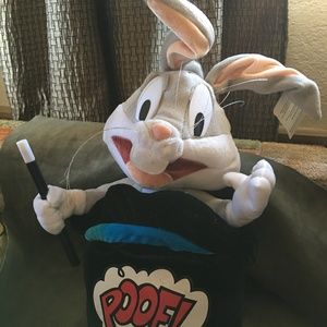 Bugs bunny figure